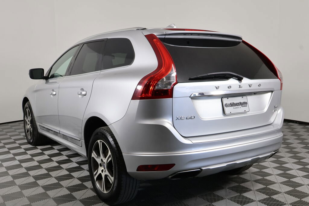Used 2015 Volvo XC60 T6 Platinum AWD/4WD image 4