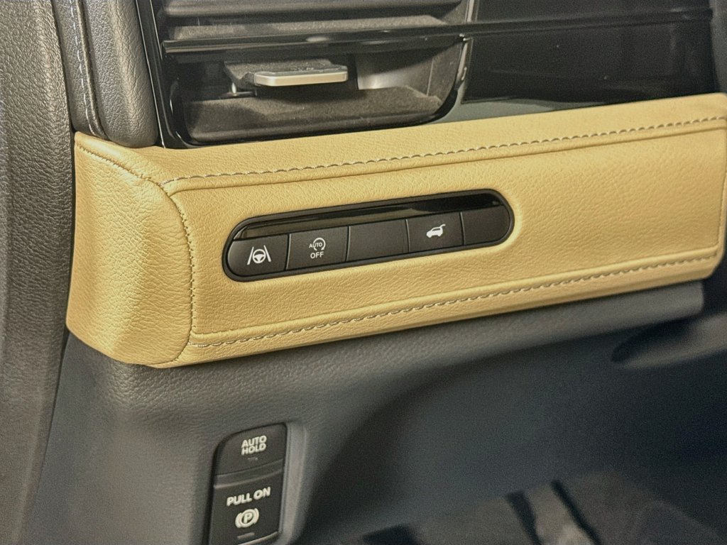 Certified 2025 INFINITI QX80 Pure RWD image 13