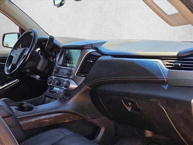 Used 2020 Chevrolet Suburban LT w/ Luxury Package AWD/4WD image 22