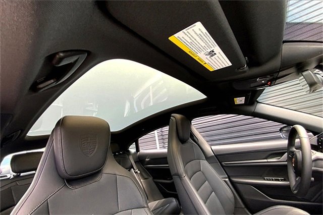 New 2025 Porsche Taycan image 31