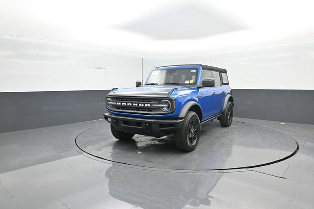 Certified 2022 Ford Bronco Black Diamond image 3