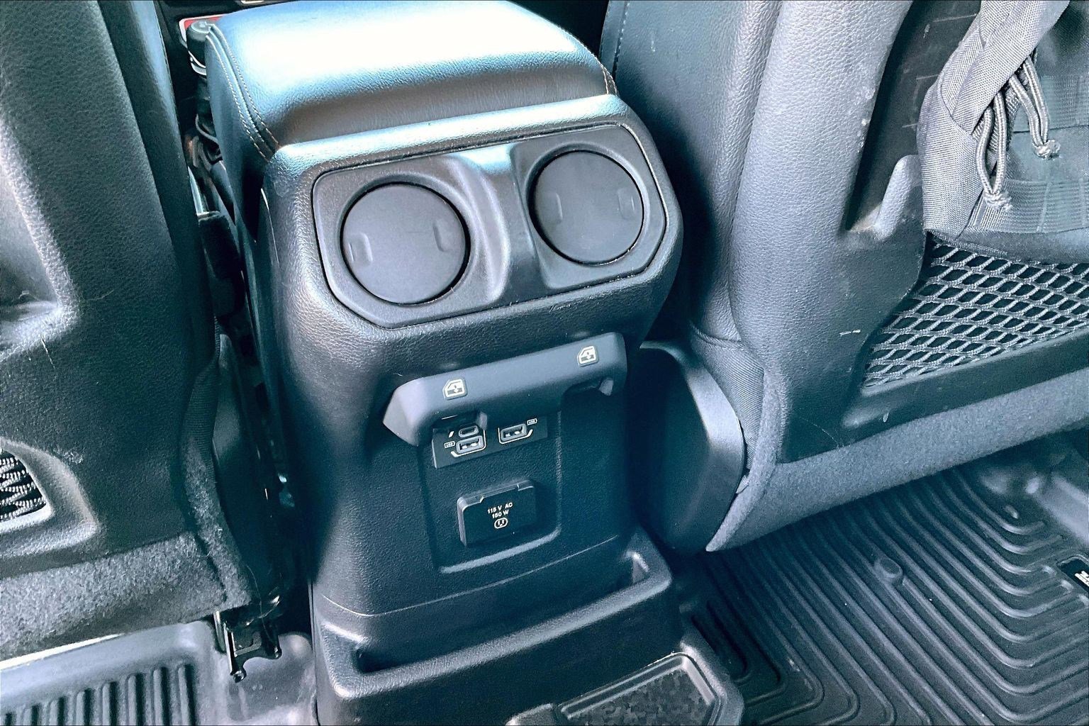 Used 2021 Jeep Wrangler Unlimited Rubicon w/ Trailer Tow Package image 10