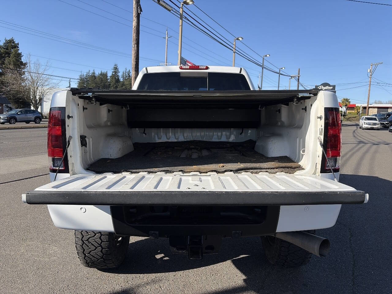 Used 2014 GMC Sierra 2500 Denali w/ Suspension Package, Off-Road image 8
