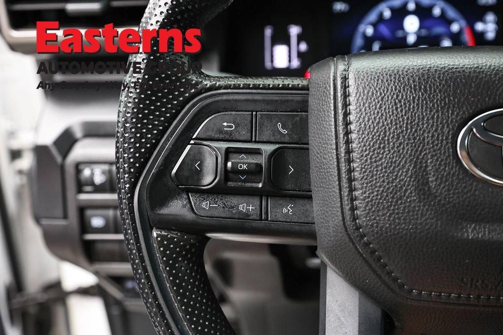 Used 2025 Toyota Tacoma SR RWD image 14