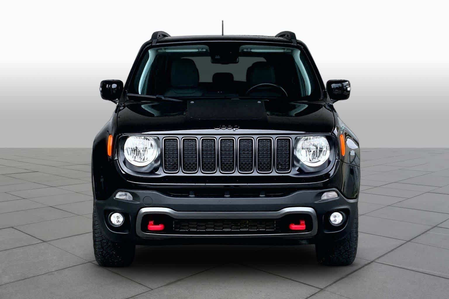 Used 2023 Jeep Renegade Trailhawk w/ Sun/Sound Group AWD/4WD image 4