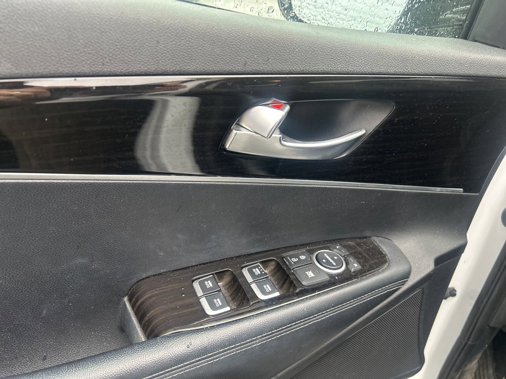 Certified 2020 Kia Sorento S image 8
