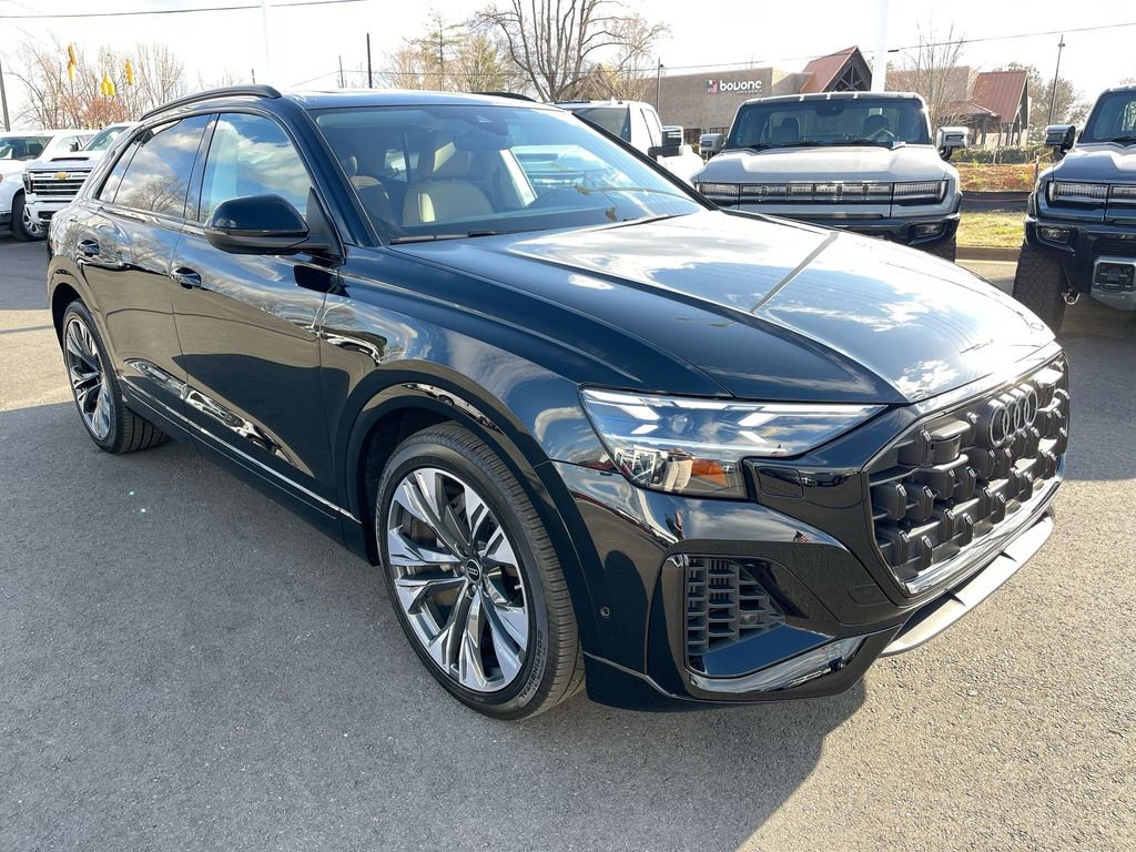 Used 2024 Audi Q8 Prestige image 7