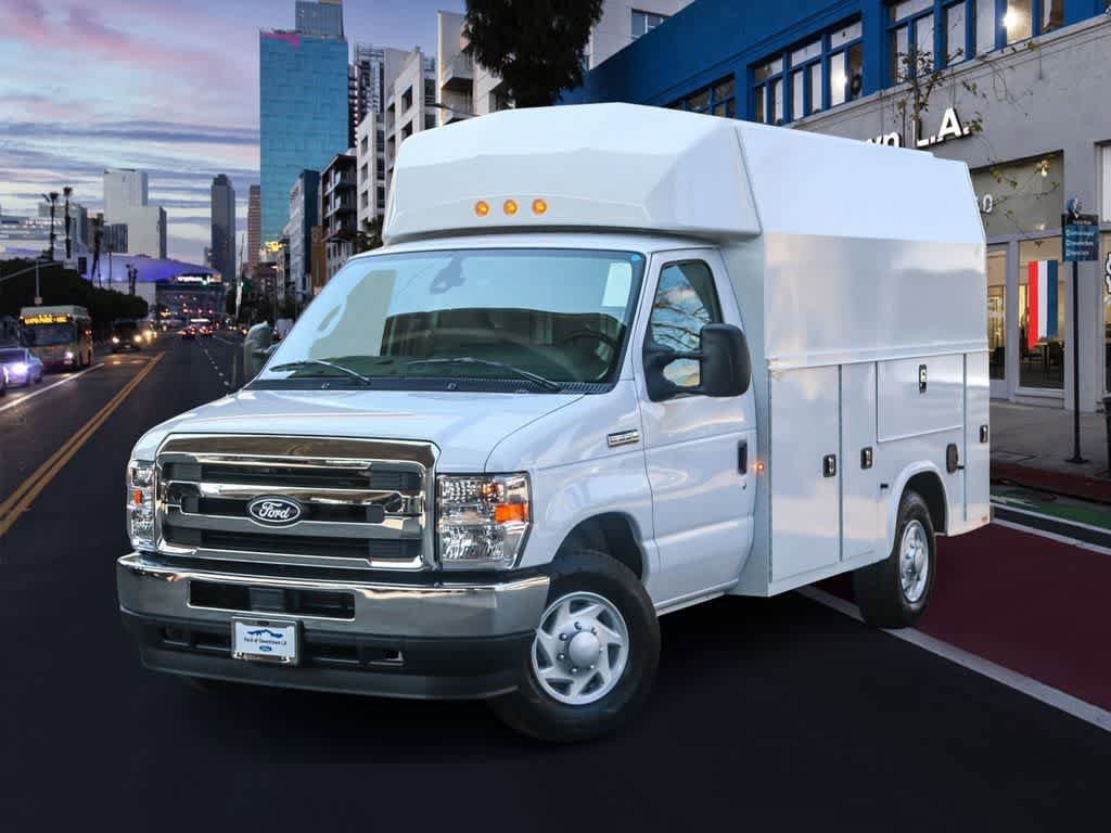 New 2026 Ford E-350 and Econoline 350 Super Duty w/ Power Equipment Group RWD image 2