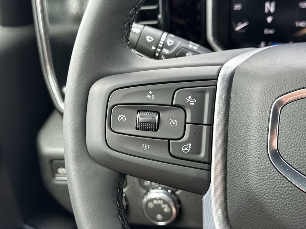 New 2026 GMC Sierra 1500 SLE w/ Preferred Package AWD/4WD image 30