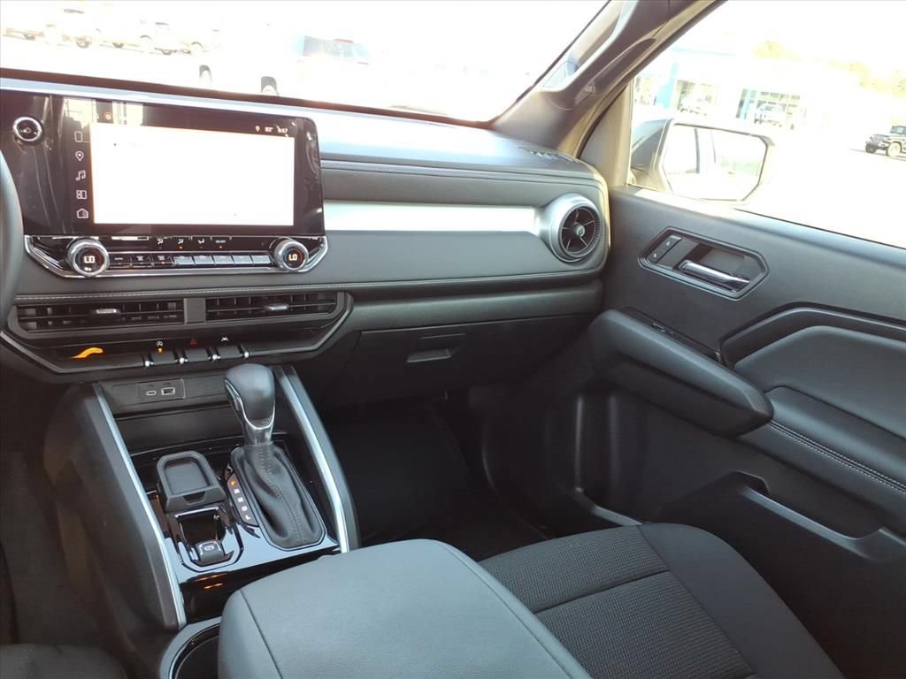Used 2024 Chevrolet Colorado LT w/ LT Convenience Package RWD image 23