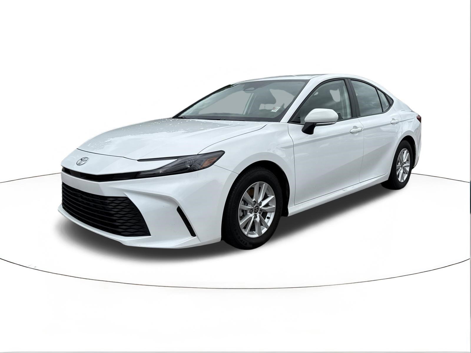 Used 2025 Toyota Camry LE w/ Convenience Package FWD image 7
