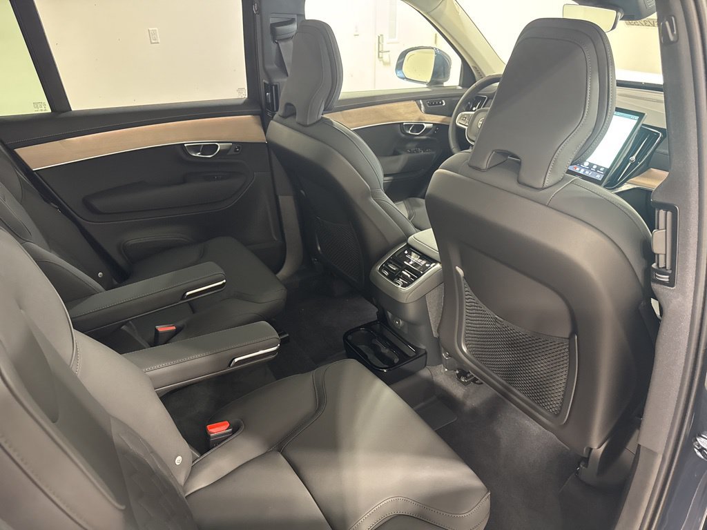 New 2026 Volvo XC90 B6 Plus w/ Protection Package AWD/4WD image 24