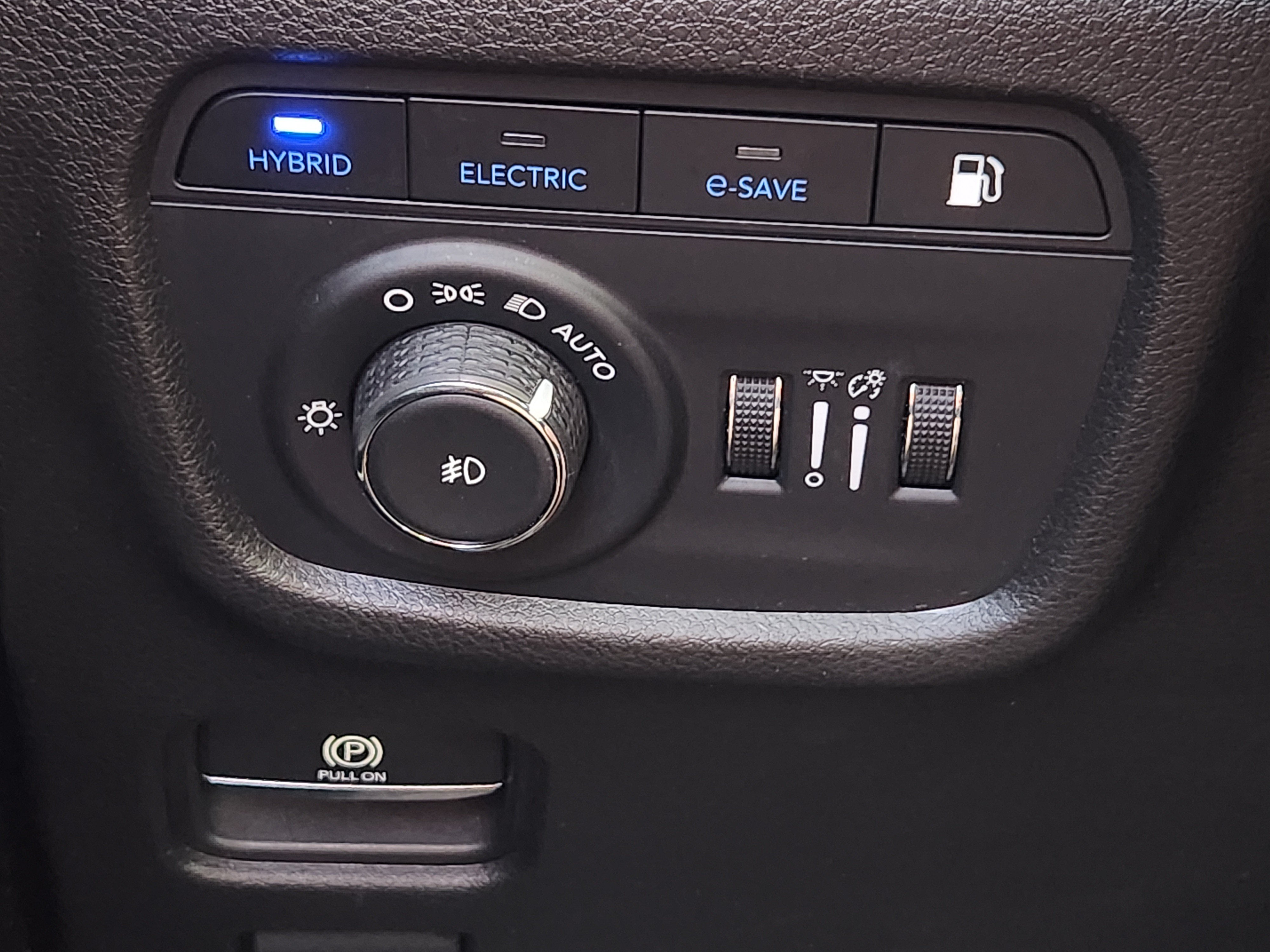 Used 2023 Jeep Grand Cherokee 4WD 4xe image 24