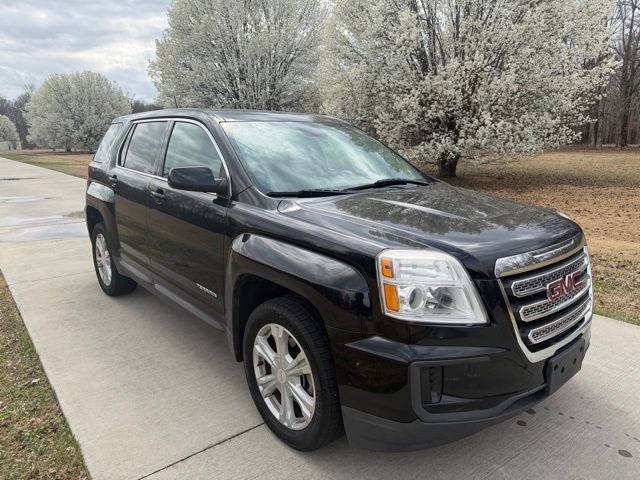 Used 2017 GMC Terrain SLE image 3