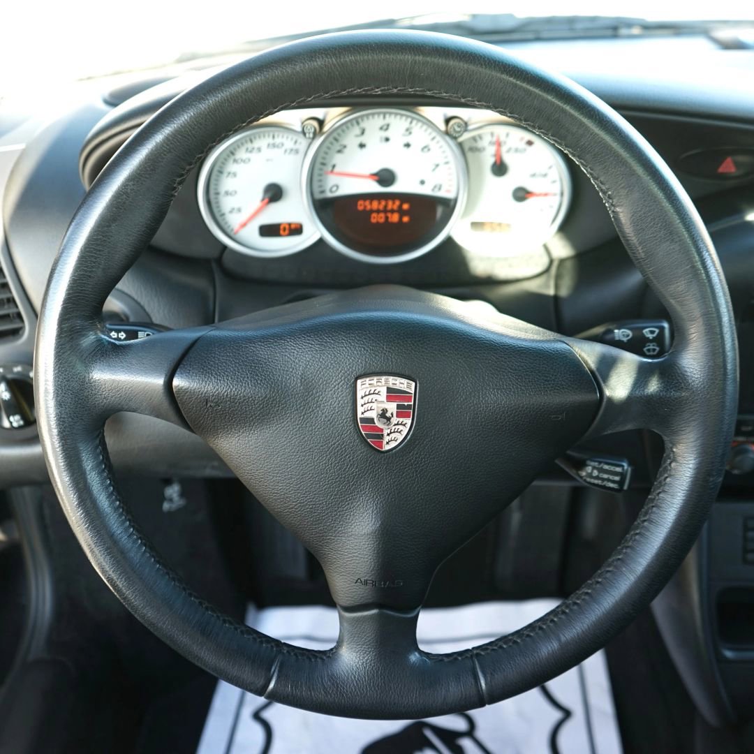 Used 2004 Porsche Boxster S image 21