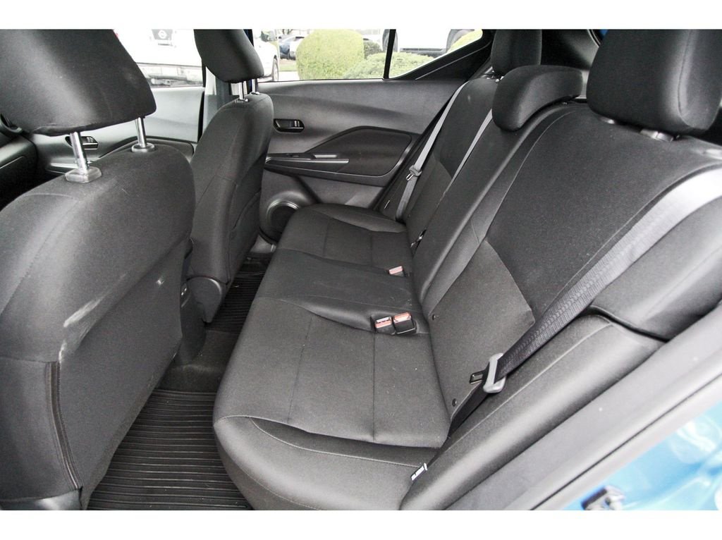Certified 2025 Nissan Kicks Play S FWD image 7