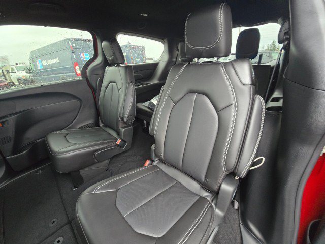 New 2026 Chrysler Pacifica Select w/ S Appearance Package FWD image 21