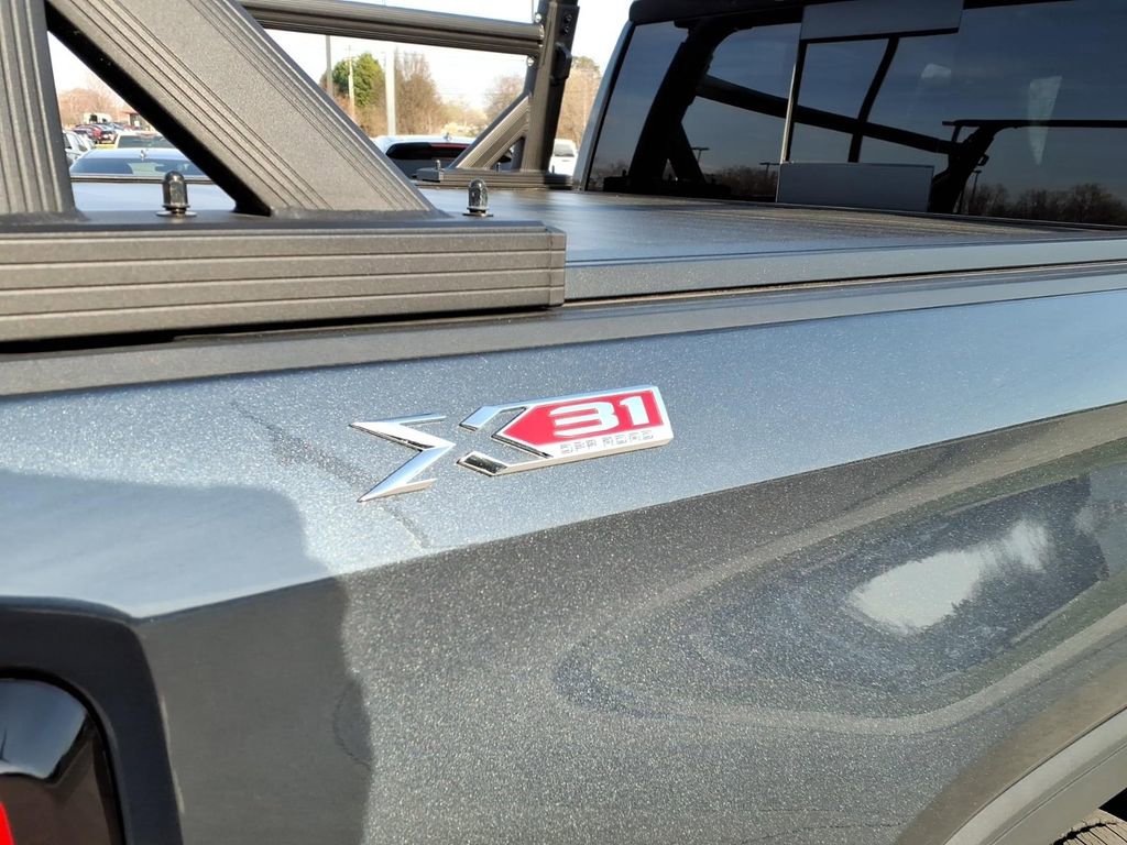 Used 2021 GMC Sierra 1500 SLT w/ SLT Convenience Package image 8