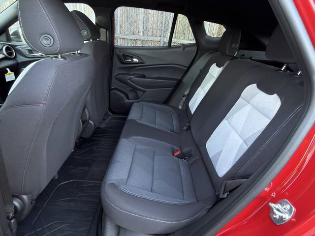 New 2026 Chevrolet Trax RS w/ Sunroof Package image 20