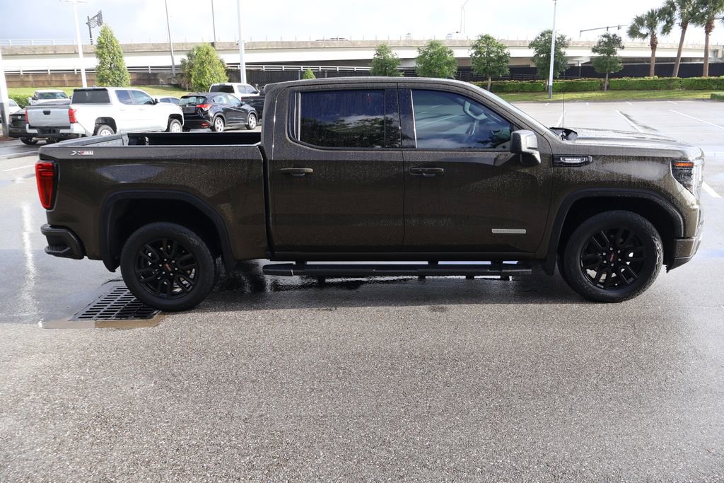 Used 2023 GMC Sierra 1500 Elevation w/ X31 Off-Road Package AWD/4WD image 7