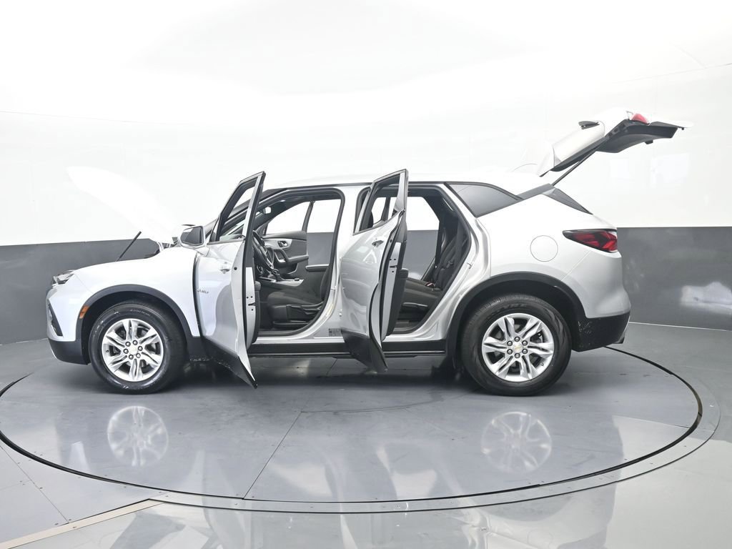 Used 2019 Chevrolet Blazer L FWD image 67
