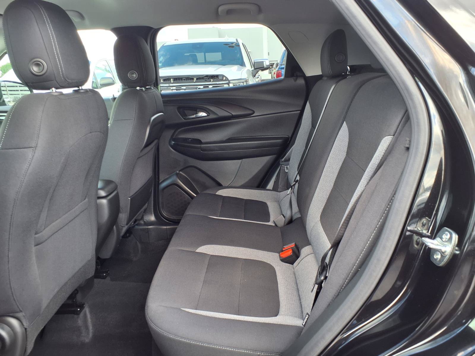 Used 2026 Chevrolet TrailBlazer LS w/ LS Convenience Package AWD/4WD image 18