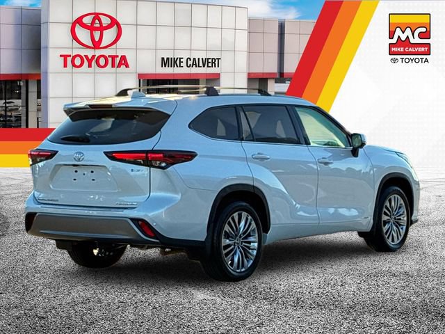 Used 2026 Toyota Highlander Platinum AWD/4WD image 5