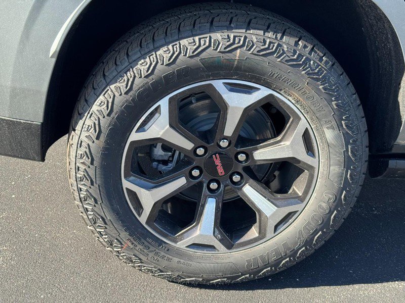 New 2026 GMC Yukon AT4 Ultimate image 5