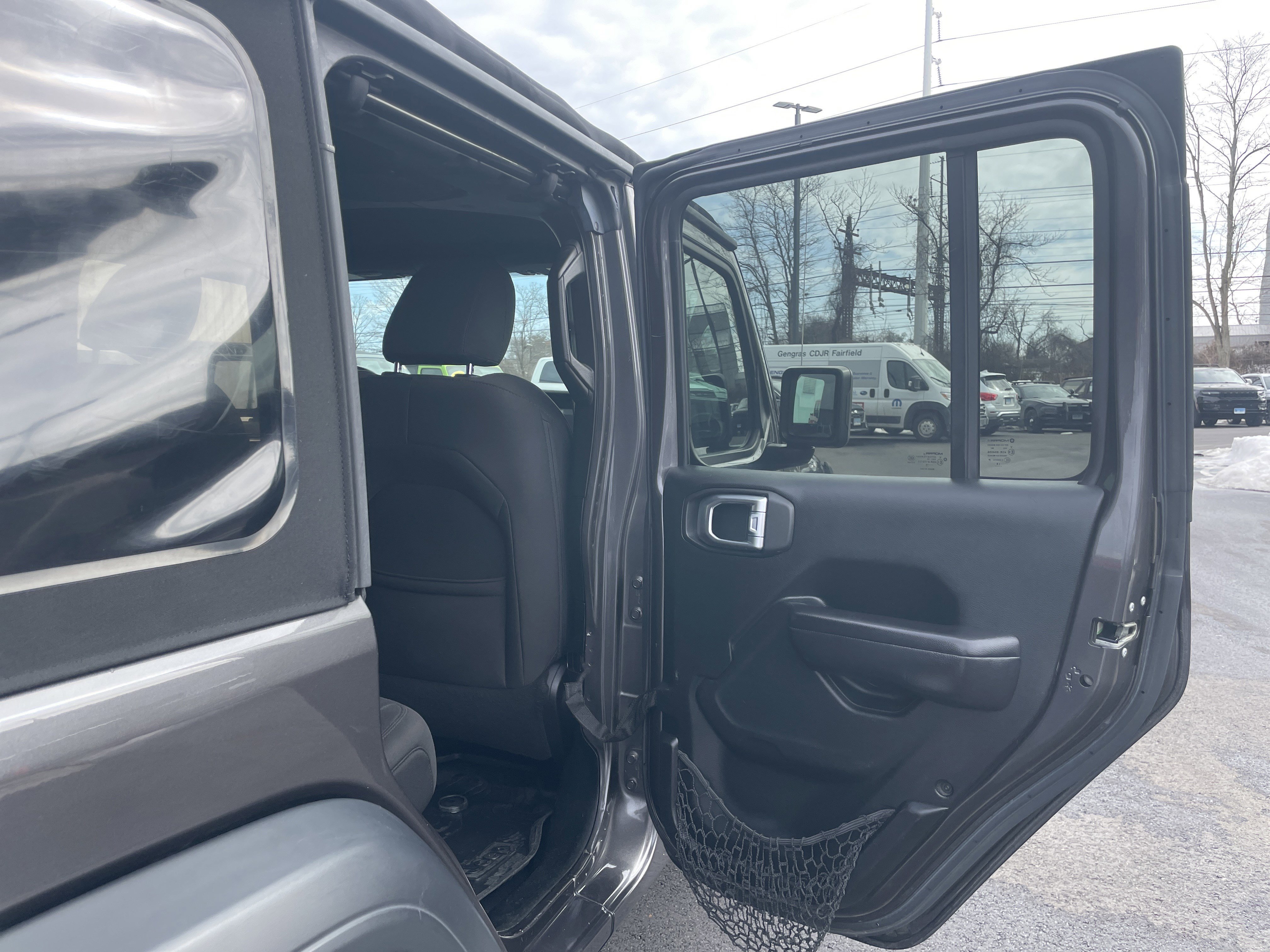 Used 2018 Jeep Wrangler Unlimited Sport S image 14