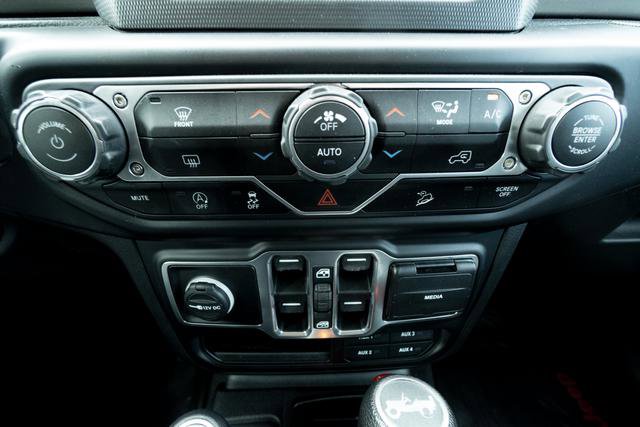 Used 2020 Jeep Wrangler Unlimited Sport S image 22