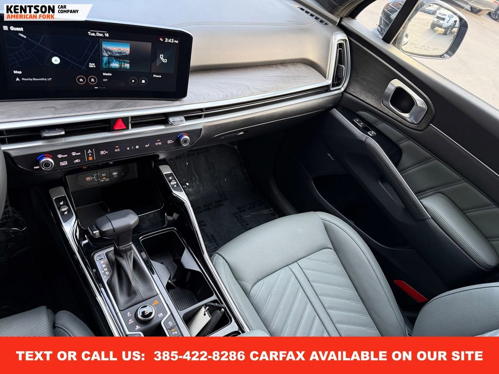 Used 2025 Kia Sorento SX Prestige w/ Sage Leather Package image 26