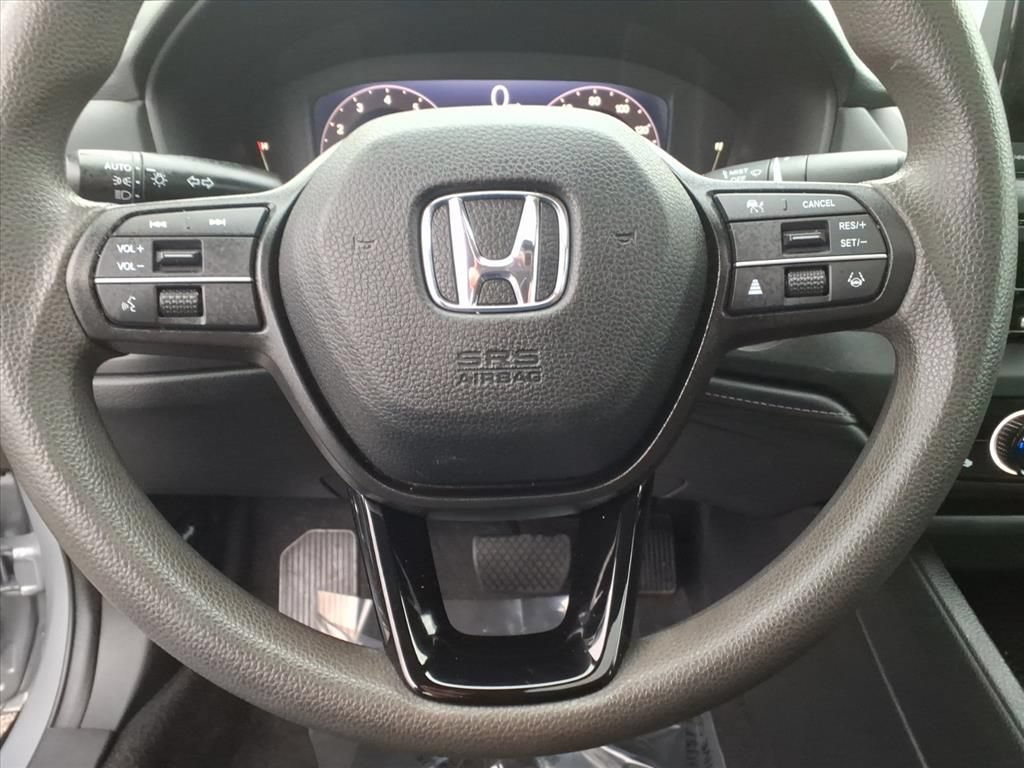 Used 2023 Honda Accord EX image 17