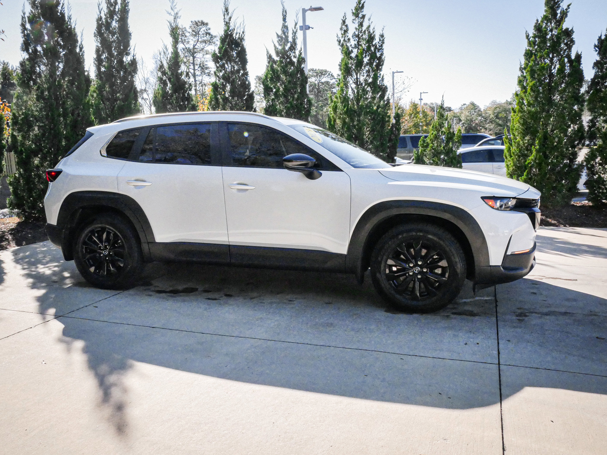 Used 2023 MAZDA CX-50 2.5 S w/ Preferred Plus Pkg image 11