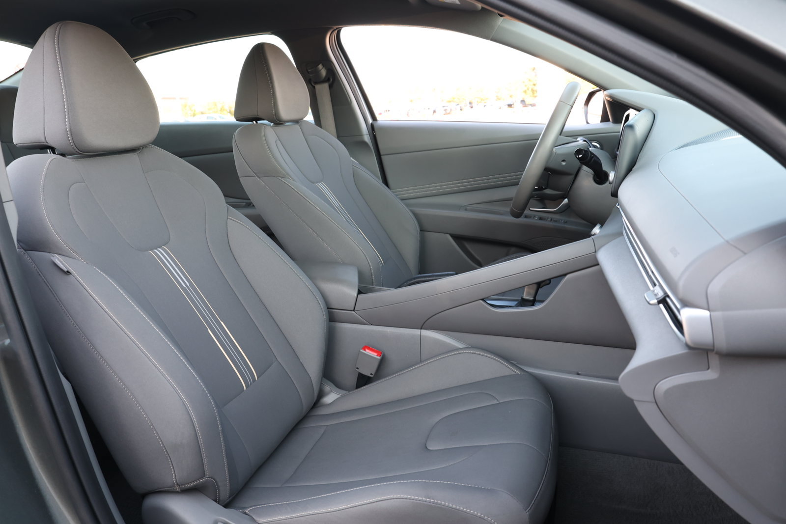 Used 2026 Hyundai Elantra Sport FWD image 29