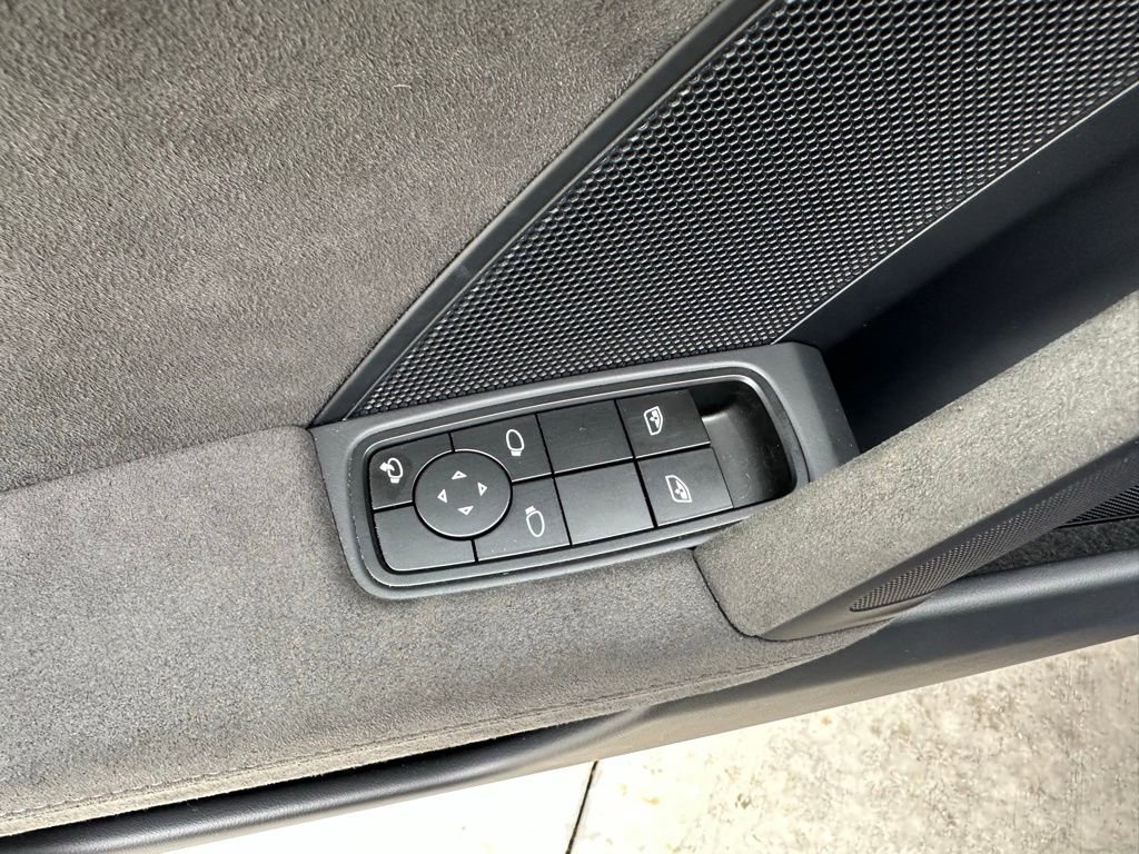 Certified 2024 Porsche 911 Carrera GTS image 33