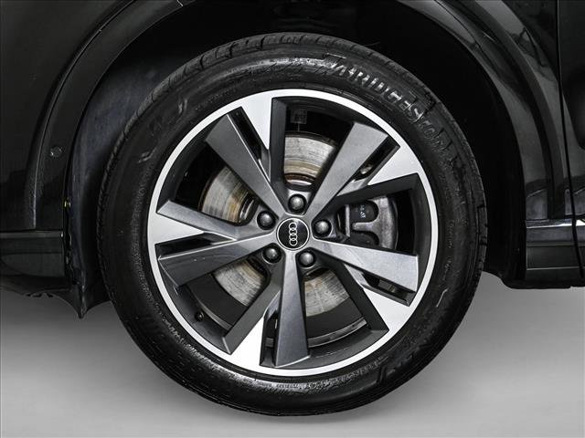Used 2023 Audi Q4 e-tron Premium Plus w/ Premium Plus AWD/4WD image 25