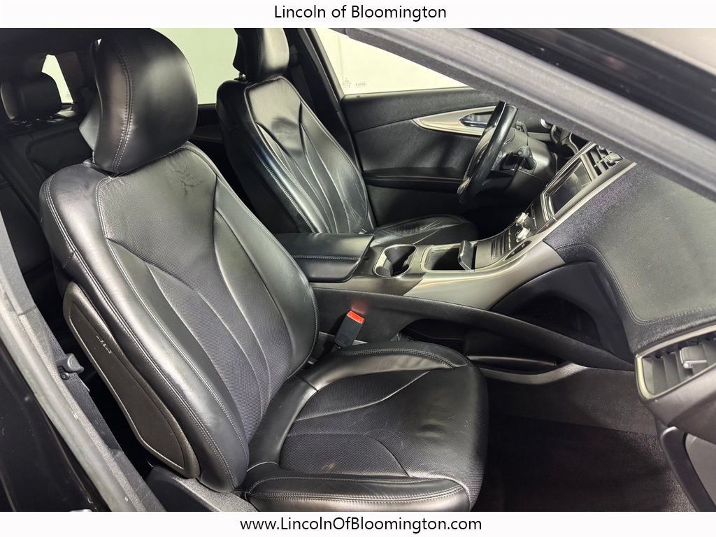Used 2017 Lincoln MKX Reserve AWD/4WD image 12