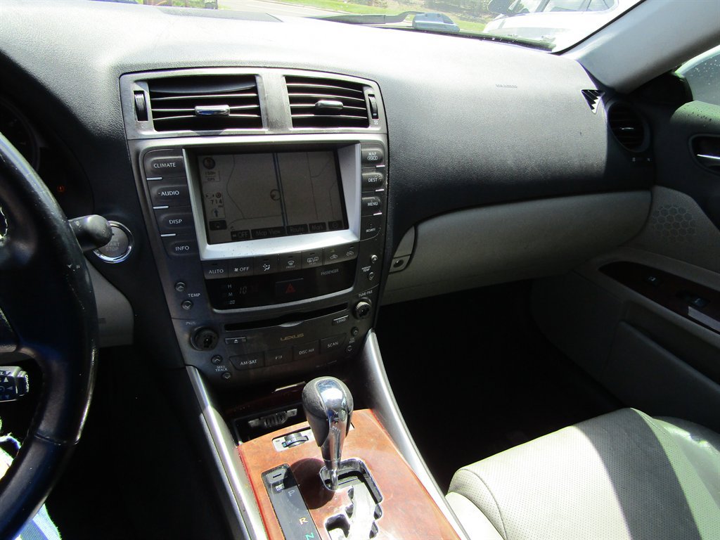 Used 2008 Lexus IS 250 RWD image 11