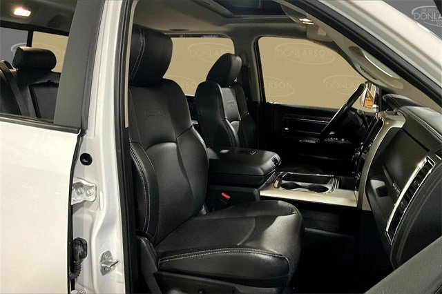 Used 2017 RAM 3500 Laramie image 16