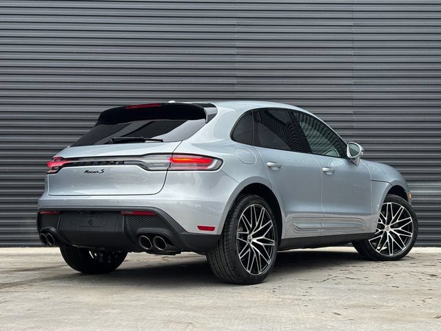 Certified 2026 Porsche Macan S AWD/4WD image 7