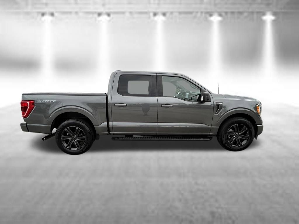 Used 2022 Ford F150 XLT w/ Equipment Group 302A High RWD image 3