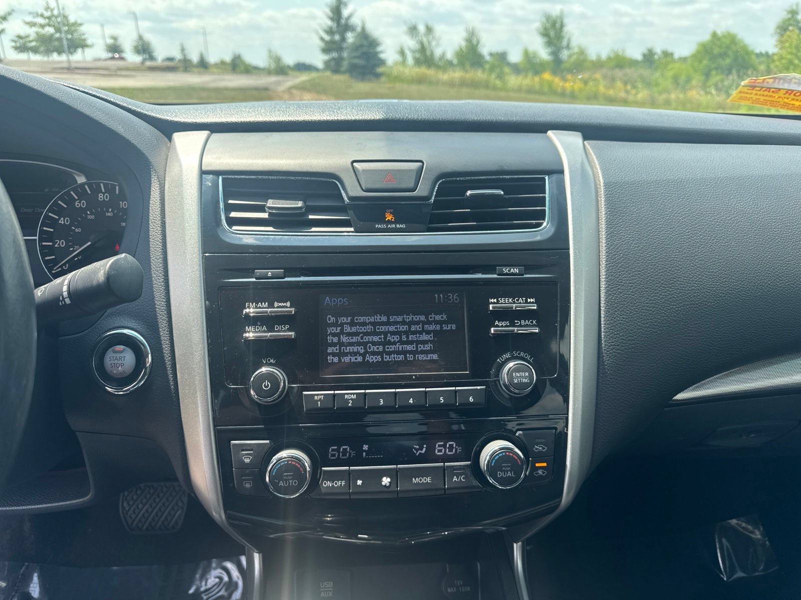 Used 2015 Nissan Altima 2.5 SL FWD image 24