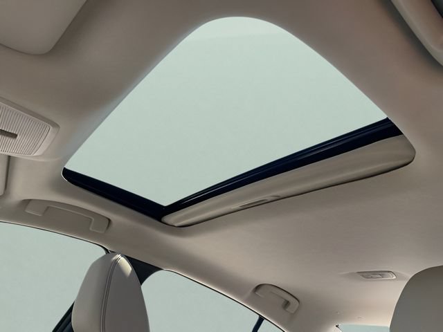 New 2026 Nissan Sentra SL w/ Floor Mat Package FWD image 25