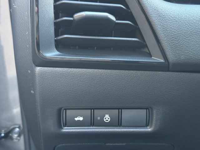 New 2026 Nissan Sentra SV w/ SV Convenience Package FWD image 9