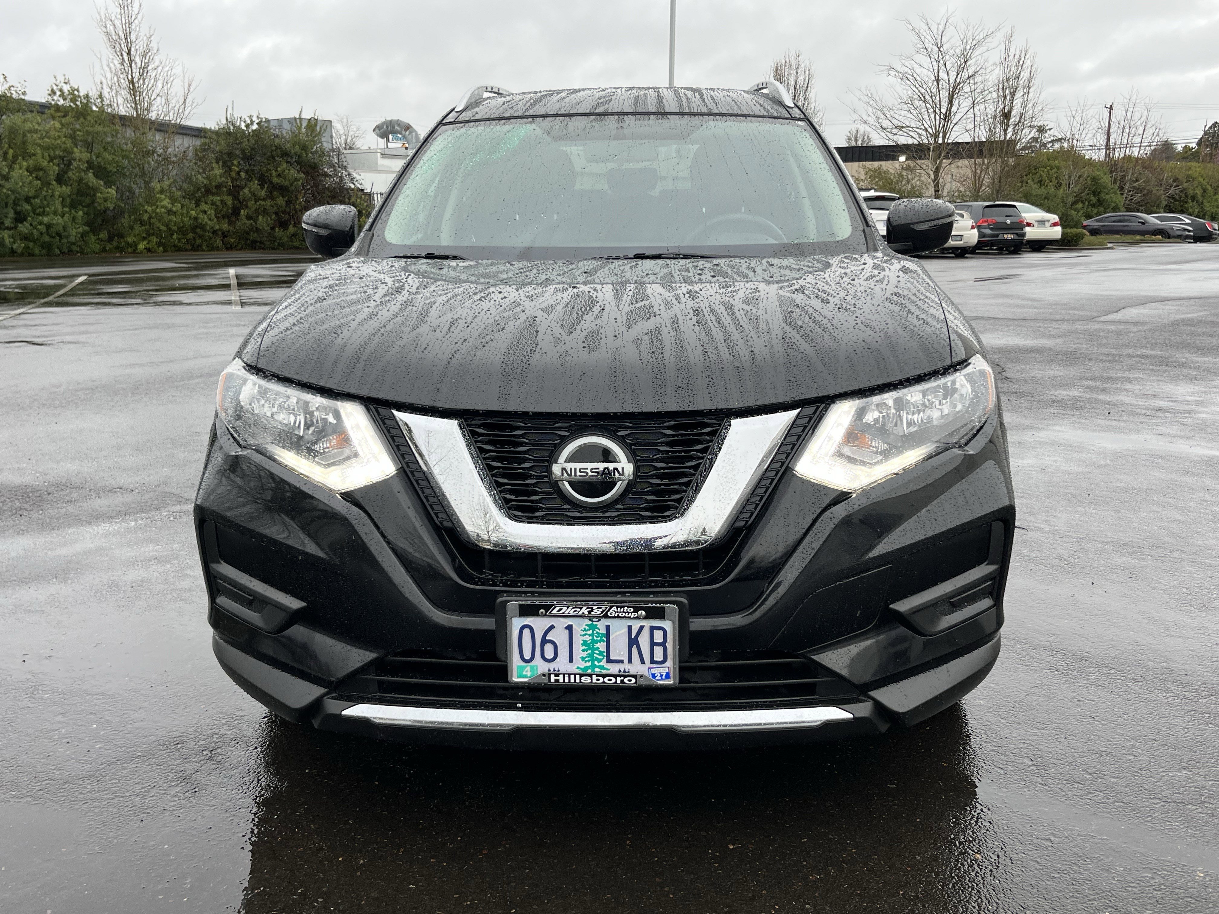 Used 2018 Nissan Rogue SV image 8