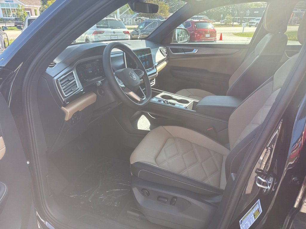 New 2026 Volkswagen Atlas Cross Sport SE image 16