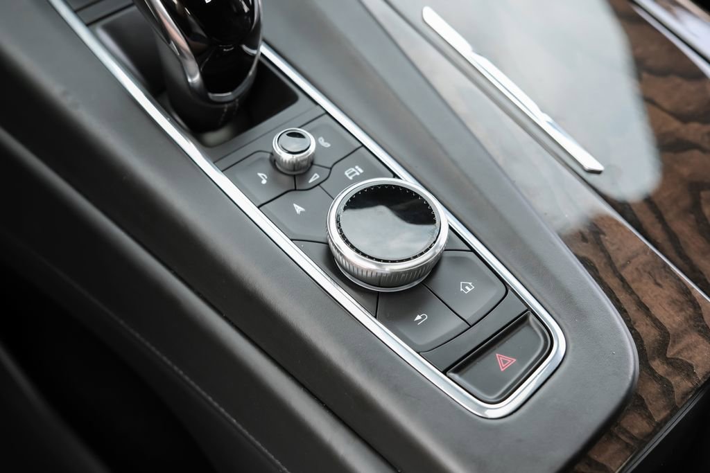 Used 2021 Cadillac Escalade ESV Sport Platinum AWD/4WD image 27