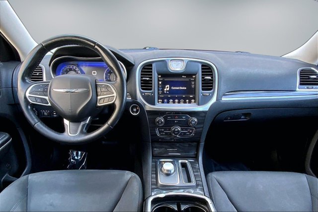 Used 2019 Chrysler 300 Touring w/ Sport Appearance Package AWD/4WD image 15