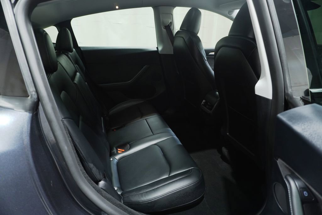 Used 2024 Tesla Model Y Performance image 15