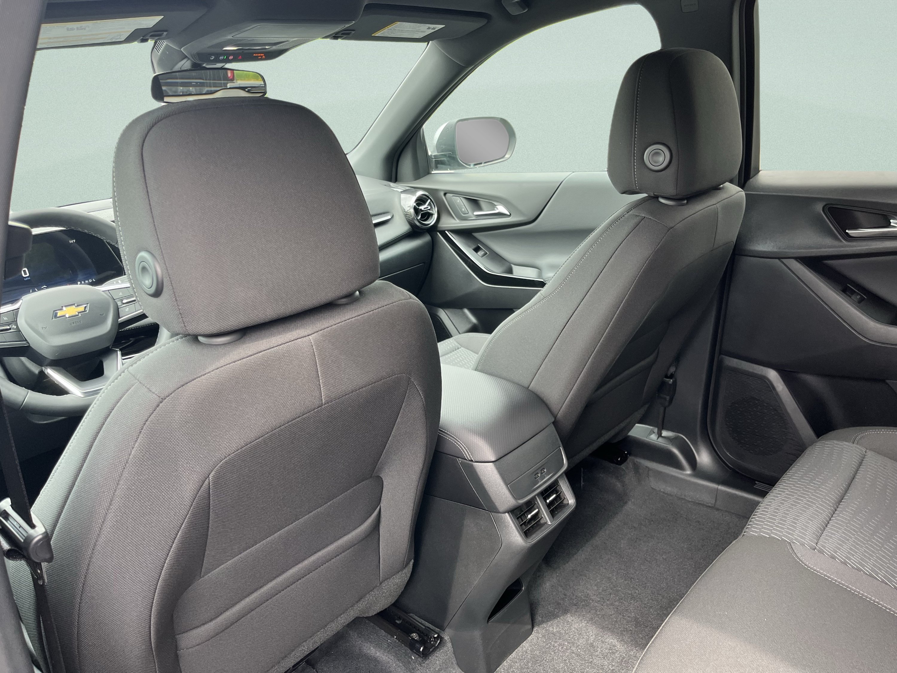 New 2027 Chevrolet Equinox LT AWD/4WD image 23